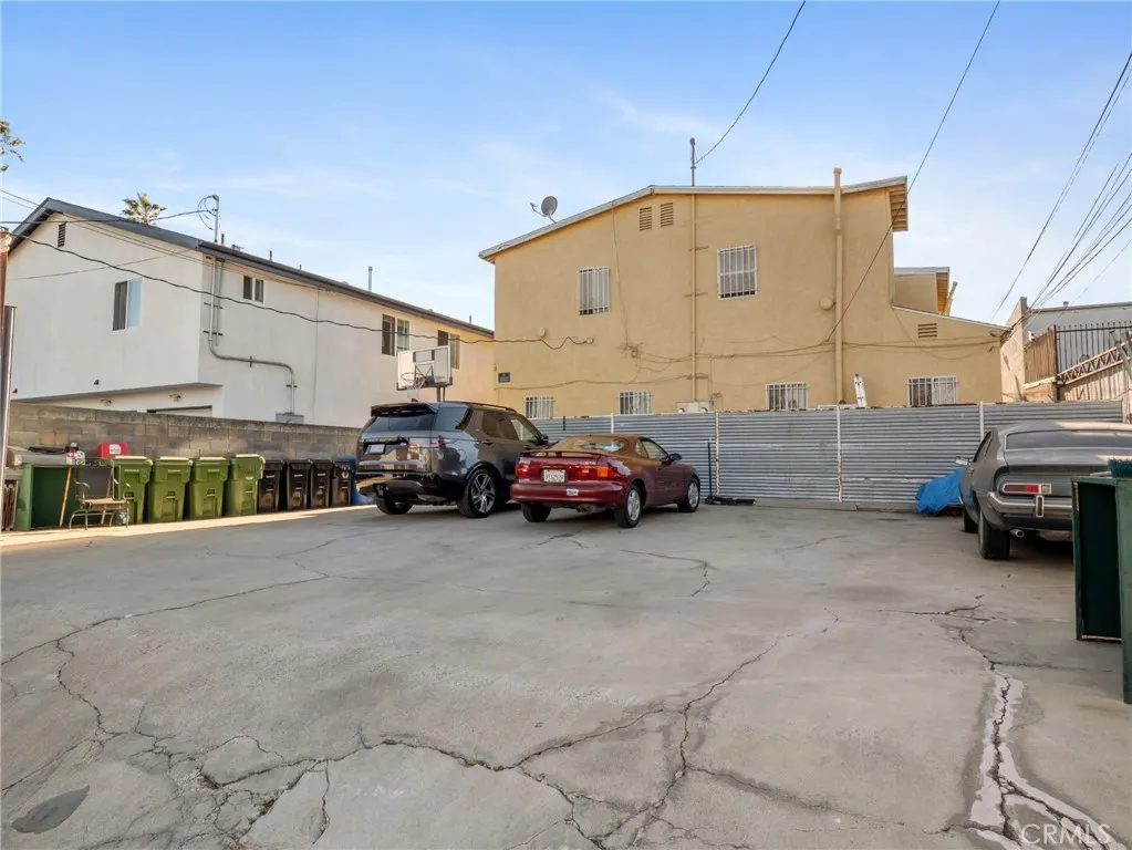 7714 S Broadway, Los Angeles, California 90003 home-pic-19